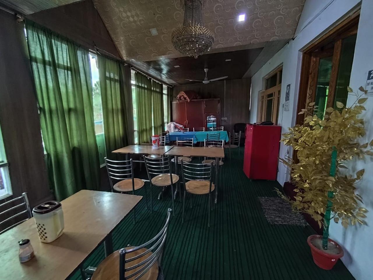 Hotel New Heaven Canal Srīnagar Kültér fotó